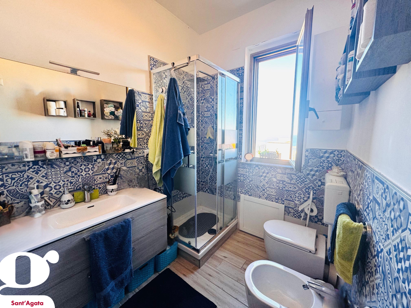 Quadrilocale in vendita a Santo Stefano di Camastra