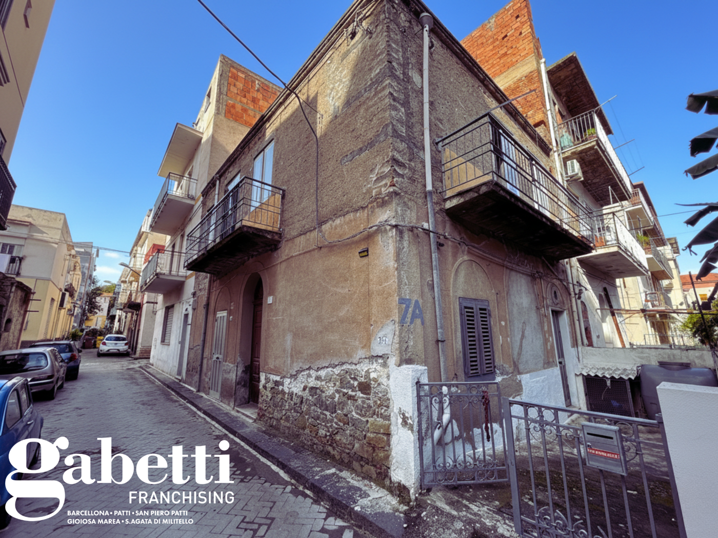 Casa indipendente da ristrutturare a Sant'Agata di Militello