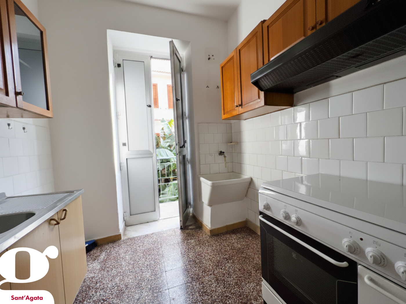 Casa indipendente da ristrutturare a Sant'Agata di Militello