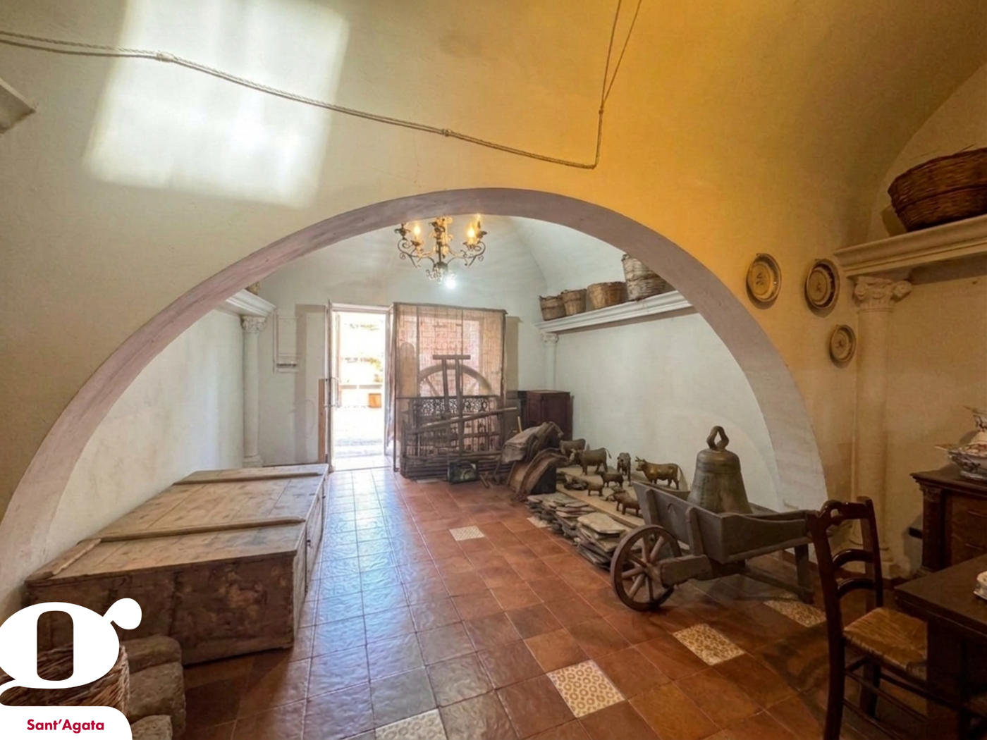 Attivit� commerciale in vendita a Sant'Agata di Militello