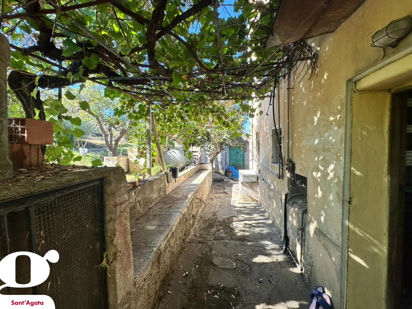 Casa indipendente da ristrutturare a Sant'Agata di Militello