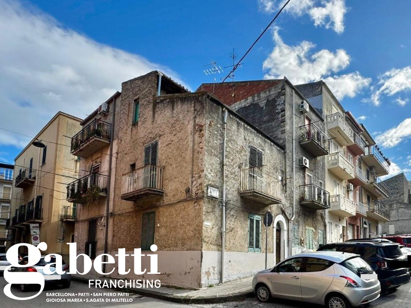 Casa indipendente da ristrutturare a Sant'Agata di Militello