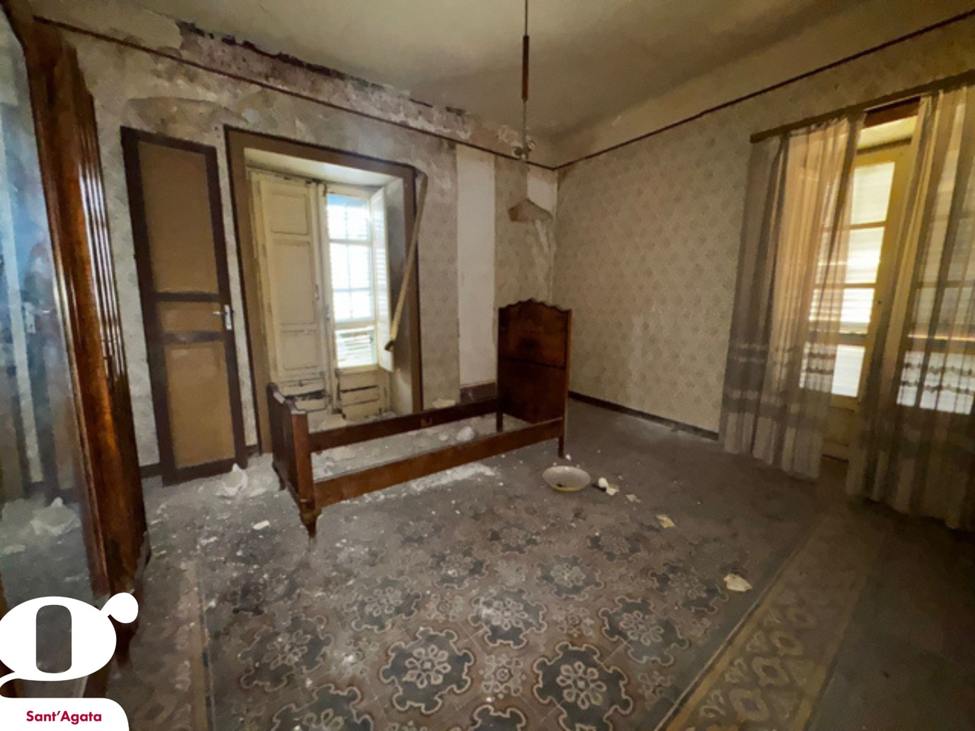 Casa indipendente da ristrutturare a Sant'Agata di Militello