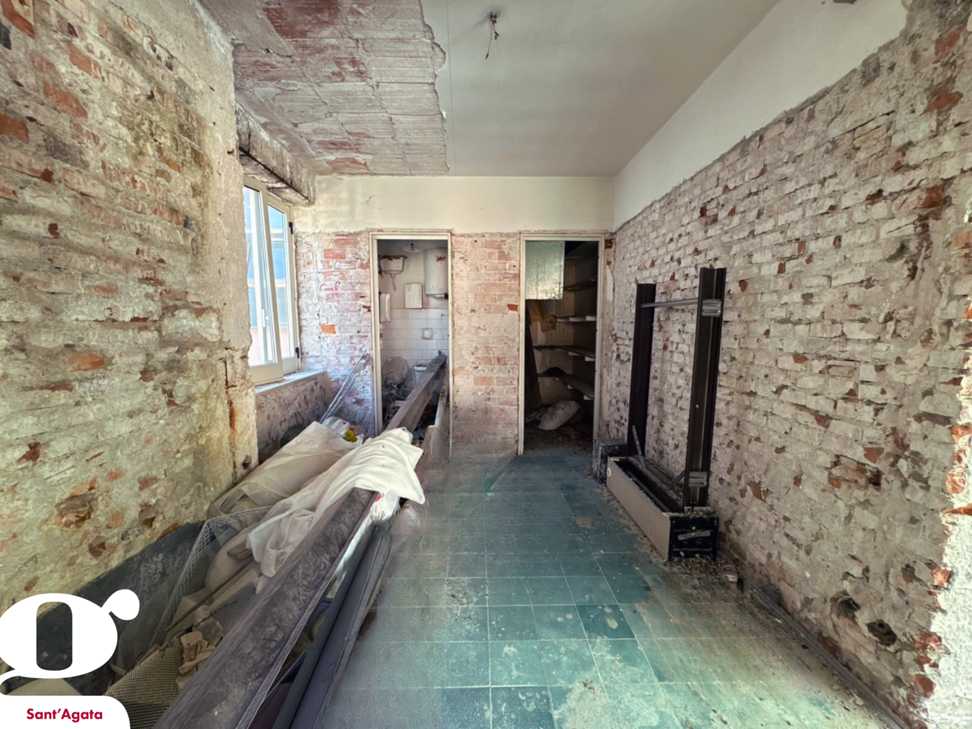 Appartamento da ristrutturare a Sant'Agata di Militello