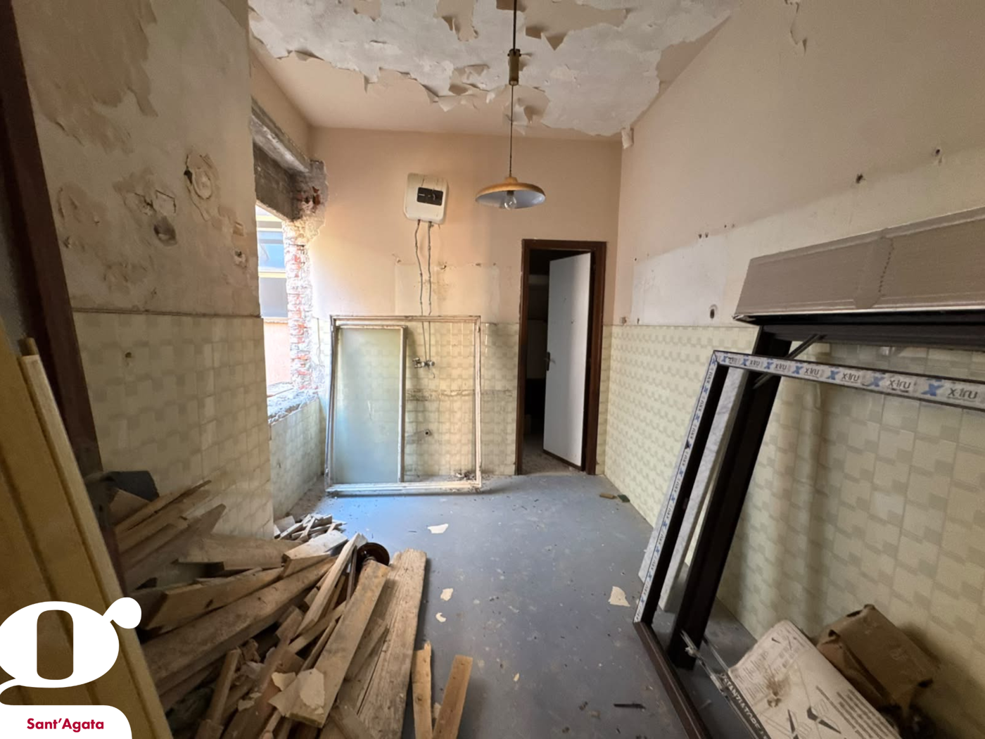 Appartamento da ristrutturare a Sant'Agata di Militello