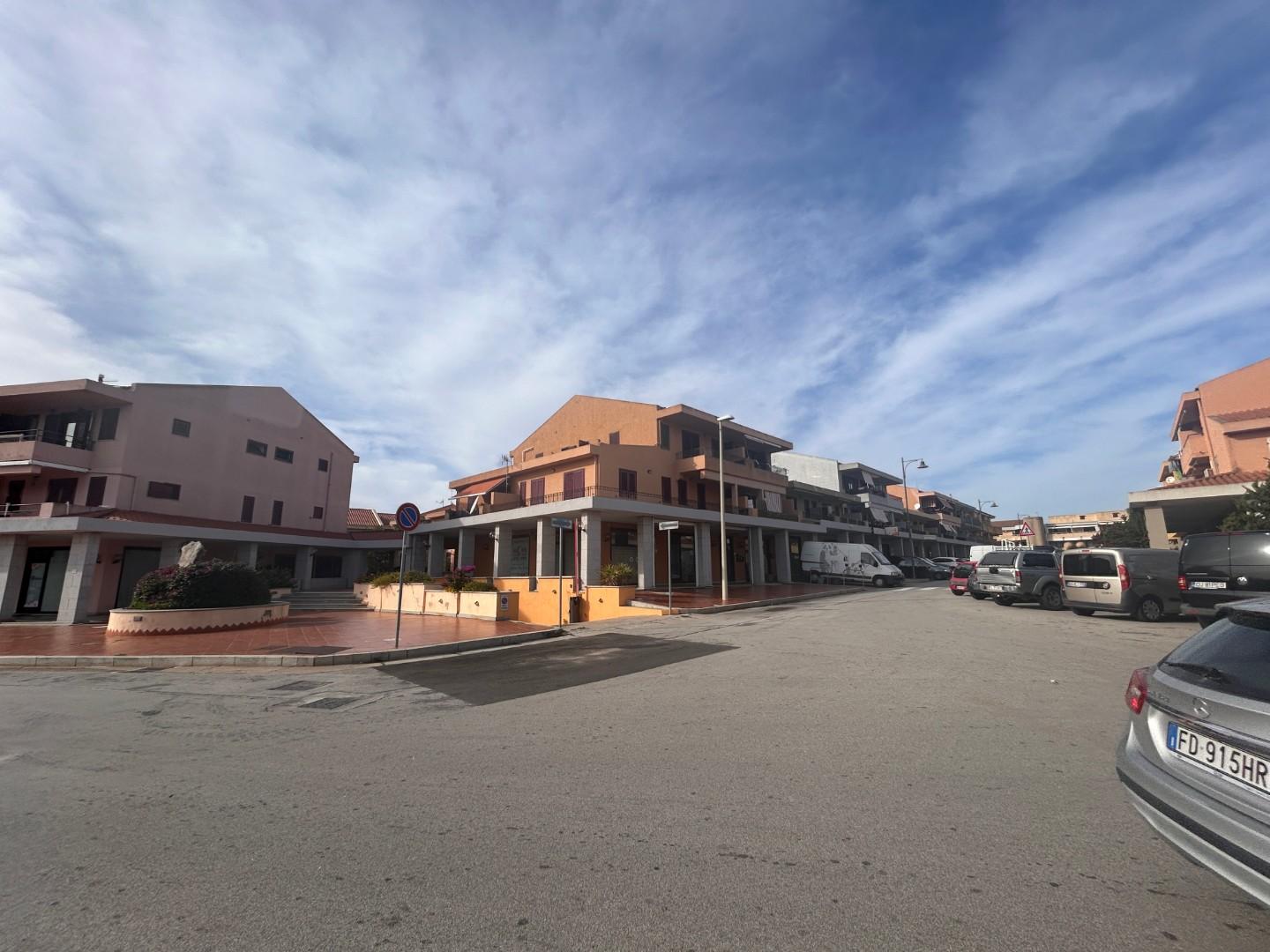 Locale commerciale in vendita a Palau