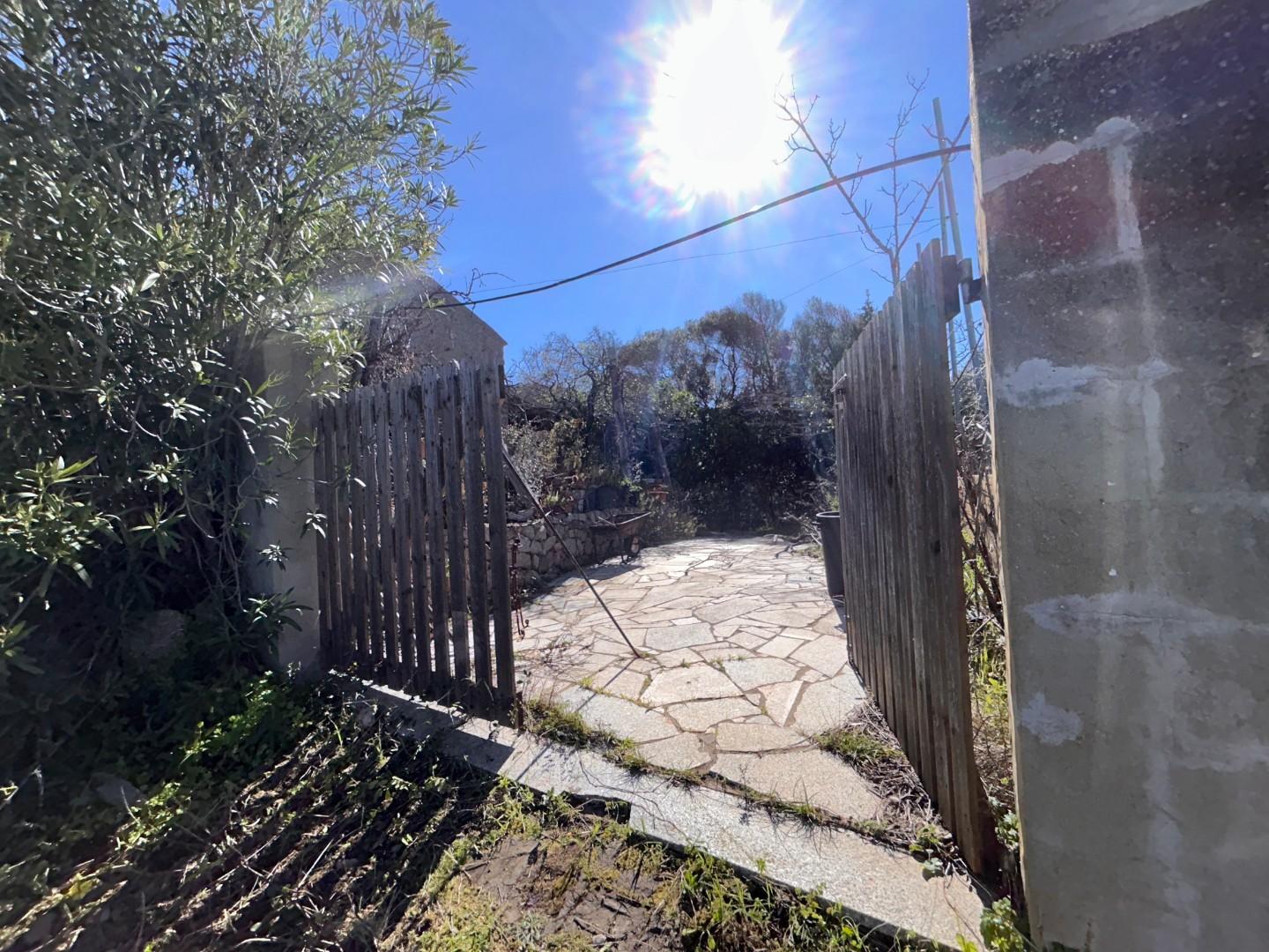 Rustico da ristrutturare a Aglientu