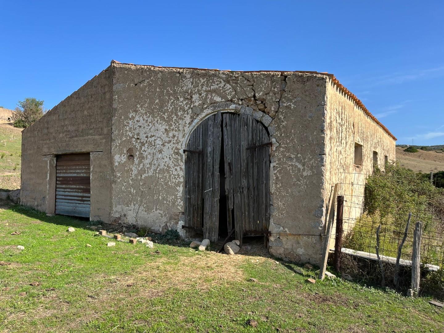 Rustico da ristrutturare, Aglientu vignola mare