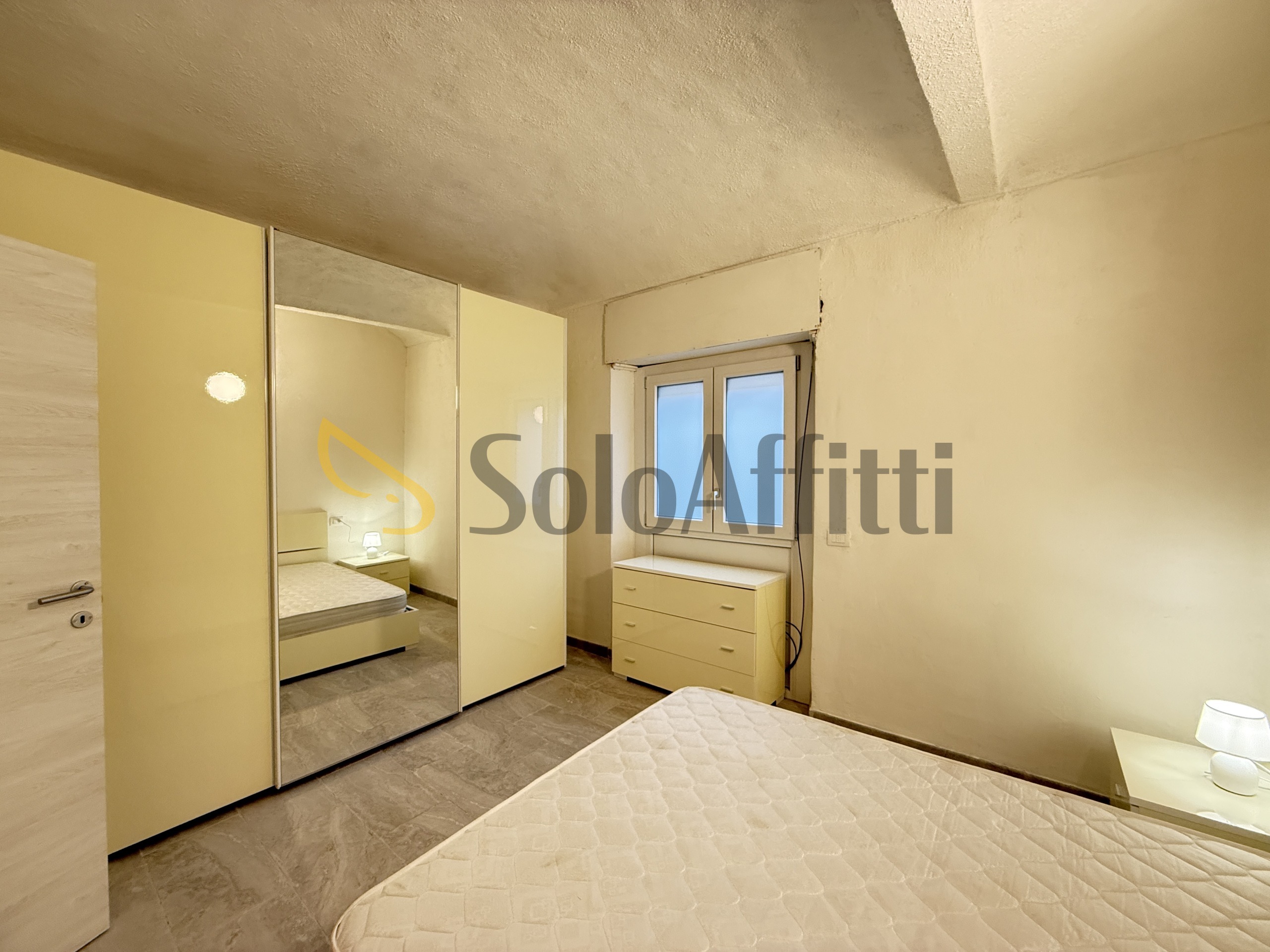 Trilocale ristrutturato in via monte rosa 18, Torino