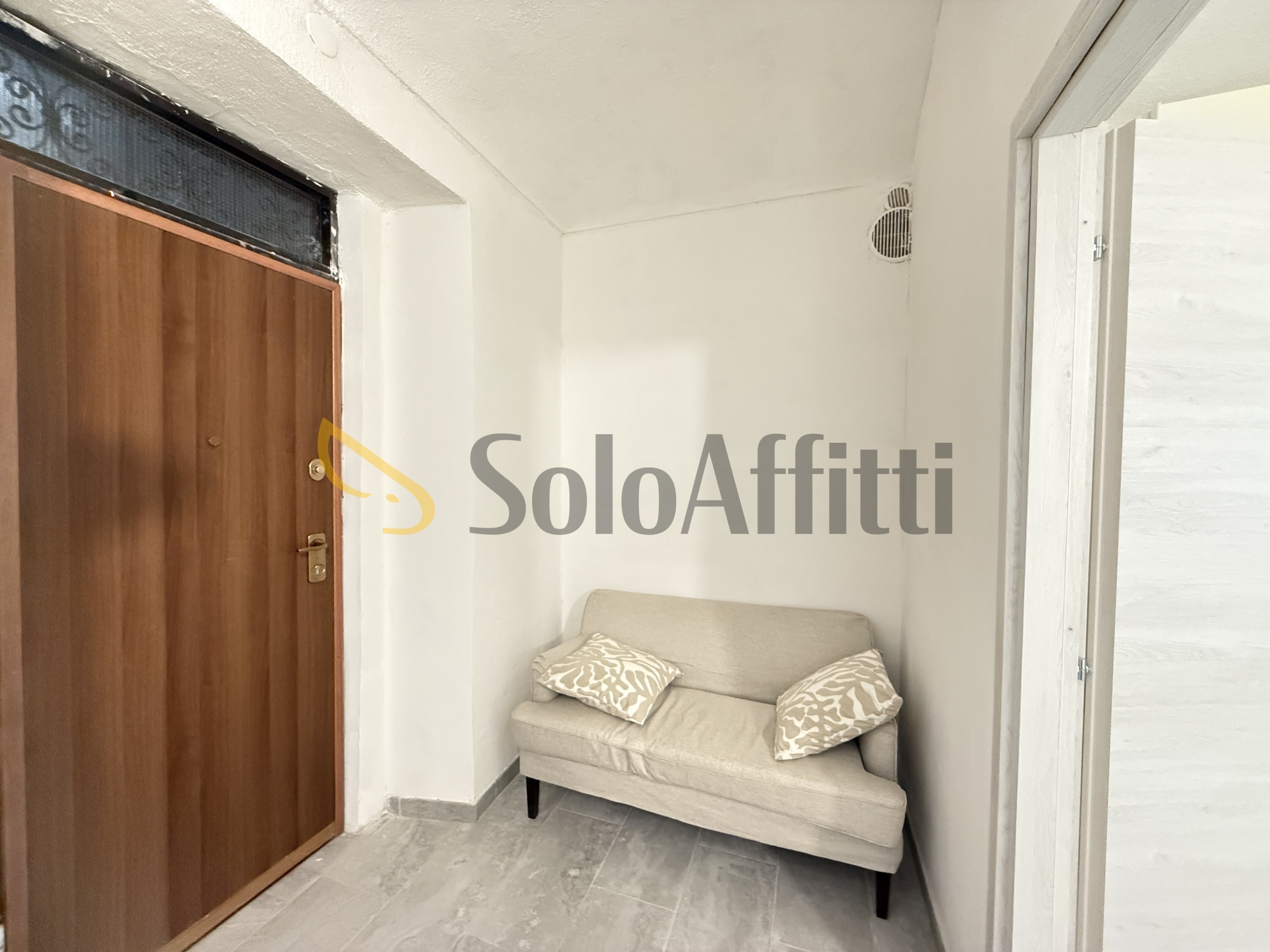 Trilocale ristrutturato in via monte rosa 18, Torino