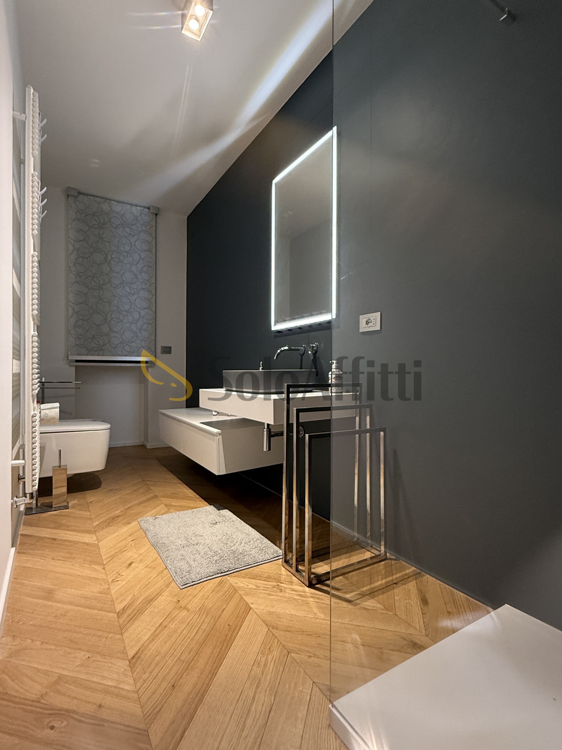 Bilocale con terrazzo in via giuseppe luigi lagrange 24, Torino