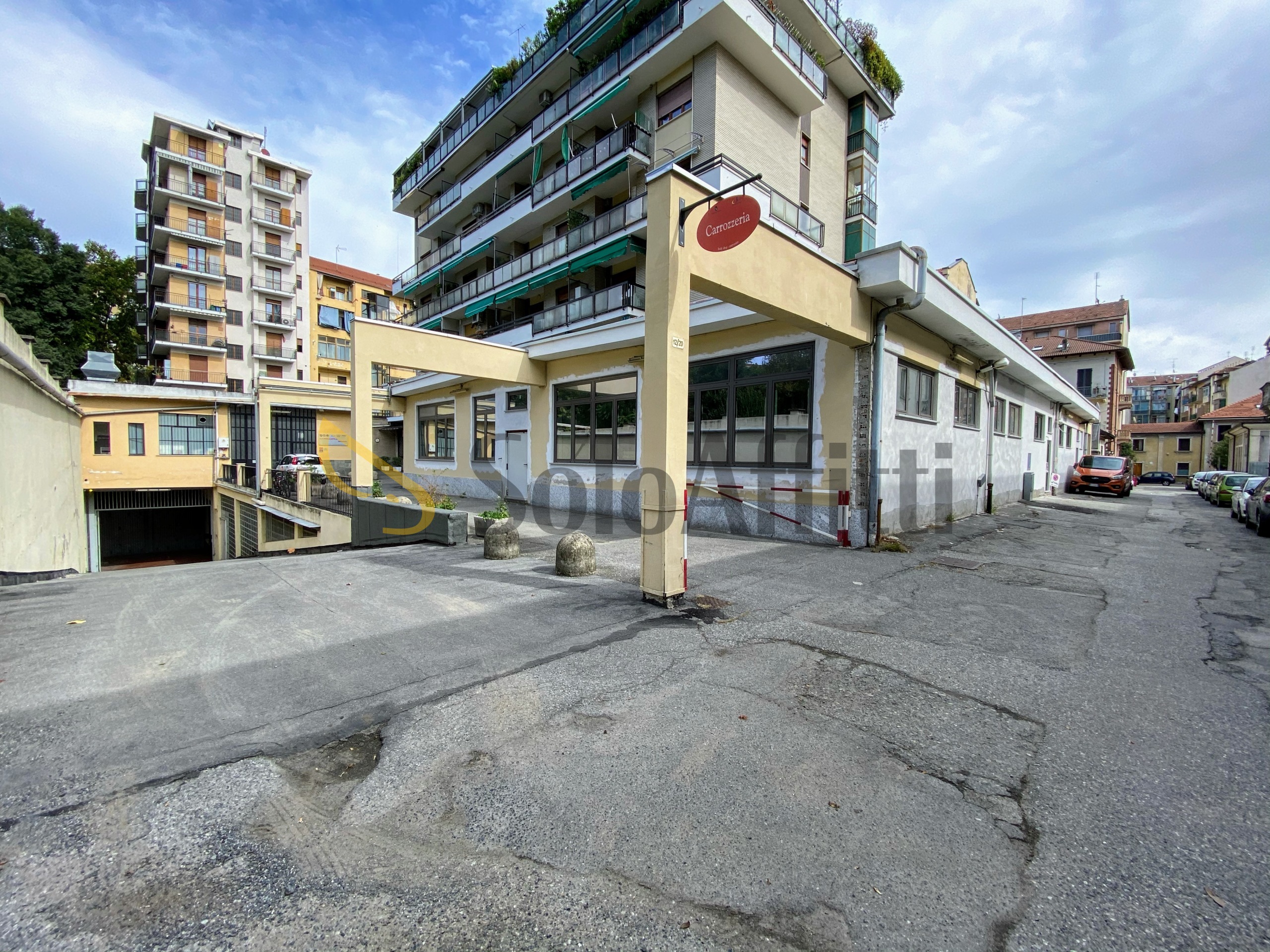 Box/Garage 14mq in affitto in via pozzo strada 12/20, Torino