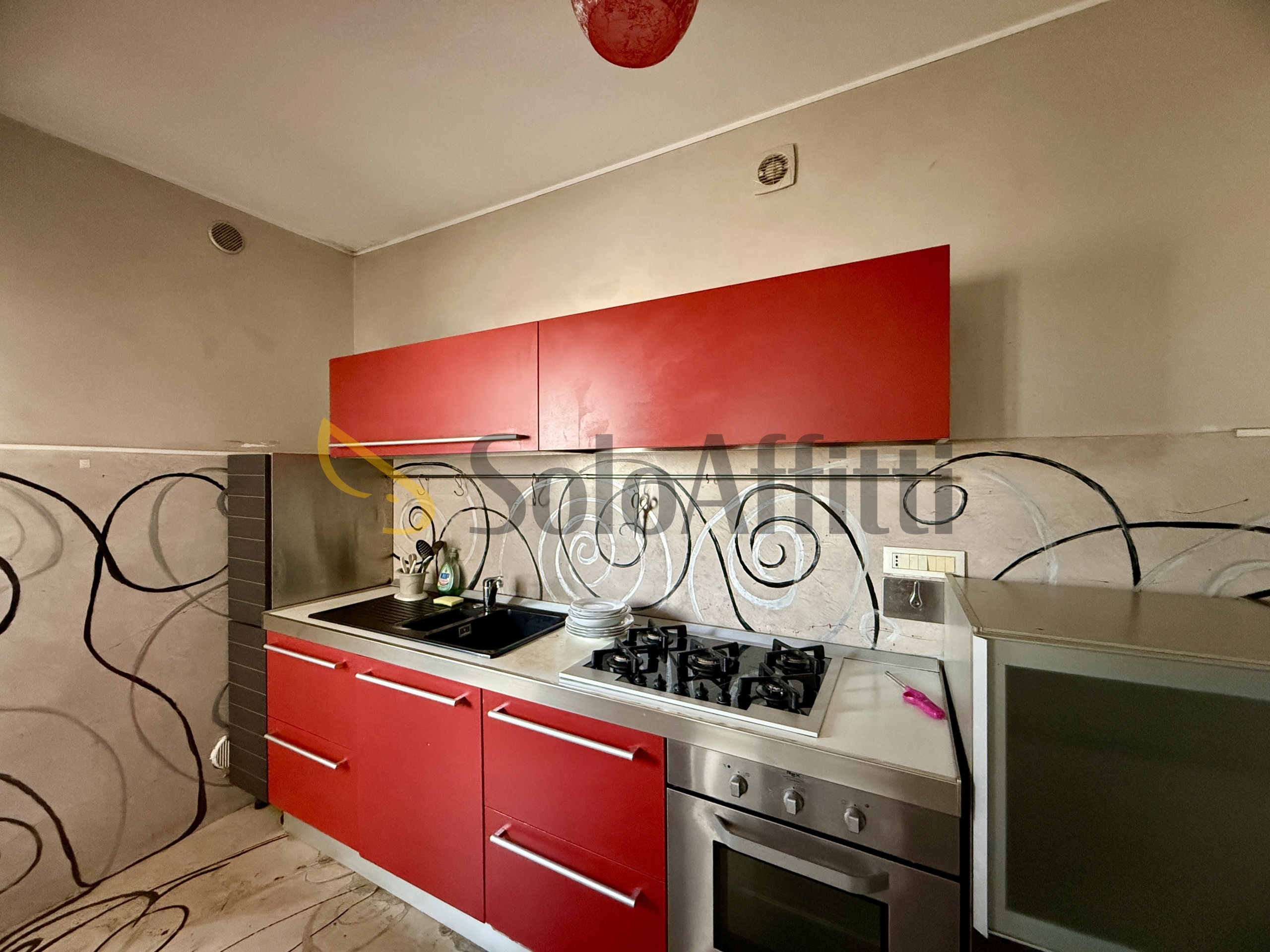 Trilocale con terrazzo in corso grosseto 399, Torino