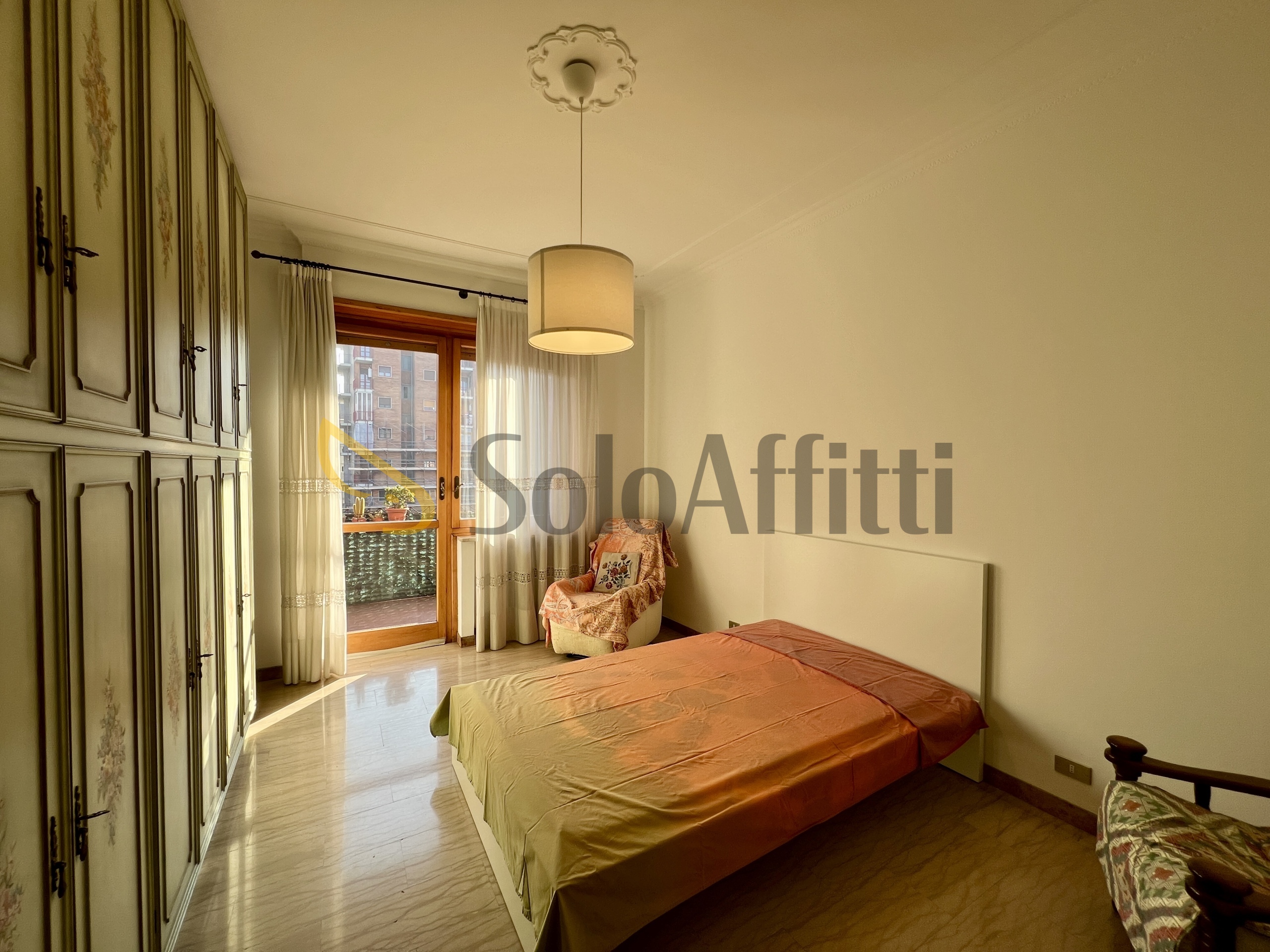 Quadrilocale in affitto in via fatebenefratelli 4, Torino