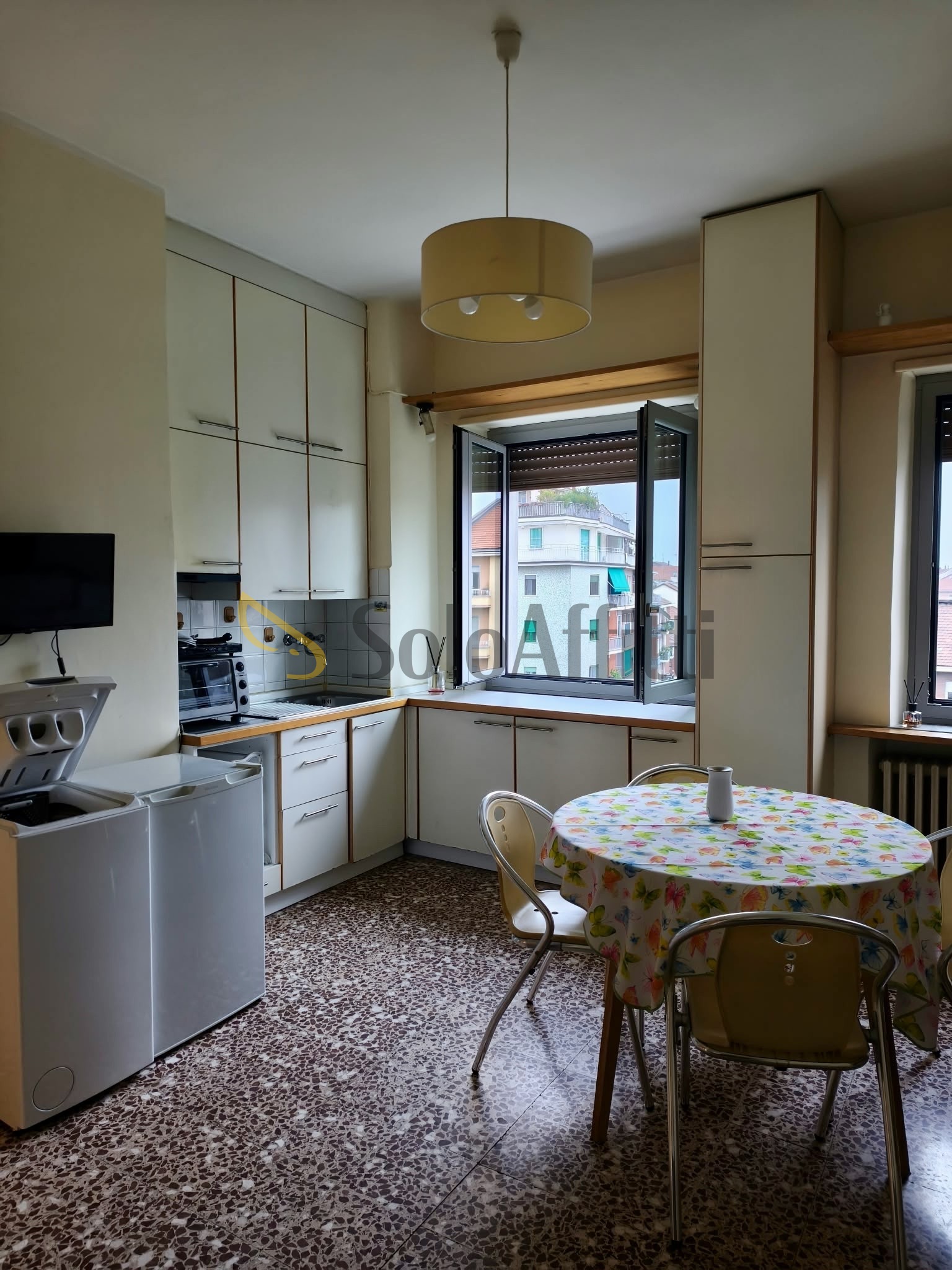 Monolocale in affitto in via gottardo 93, Torino