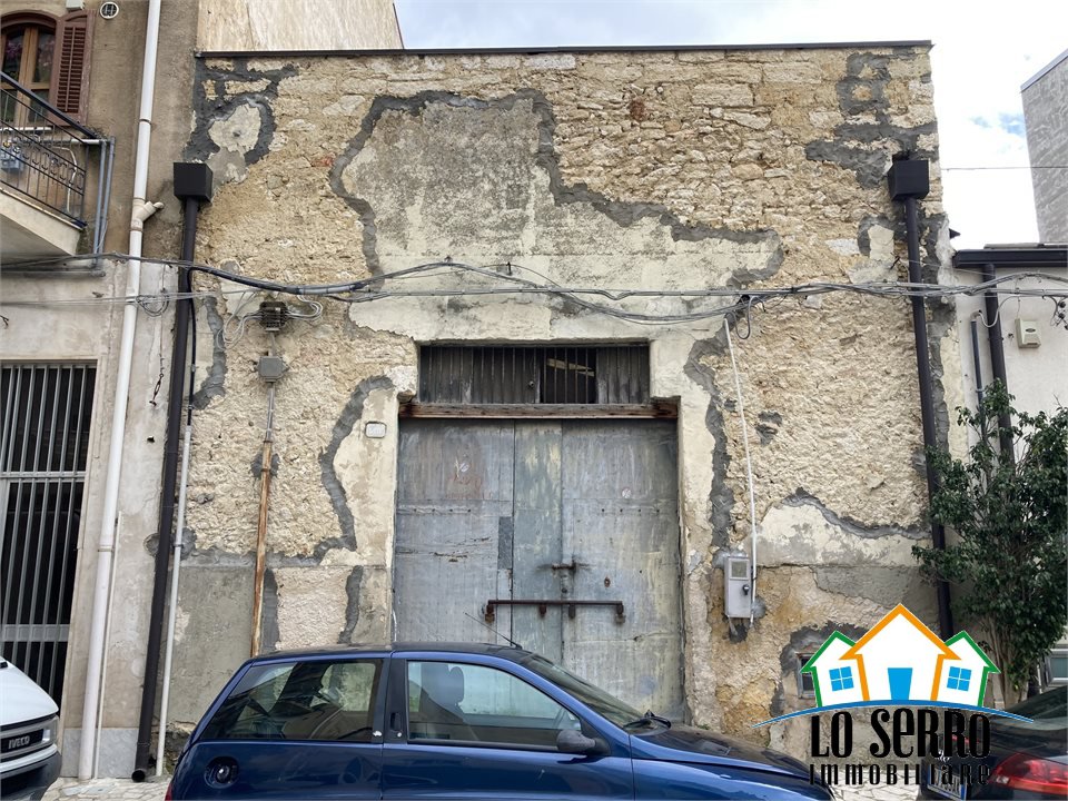 Magazzino in vendita a Alcamo