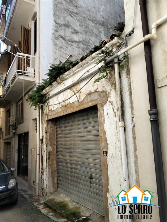 Box/Garage 40mq in vendita a Alcamo