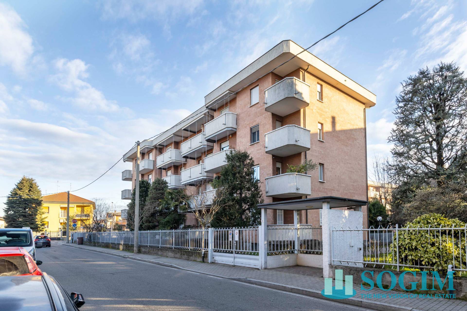 Appartamento in vendita a Carugate