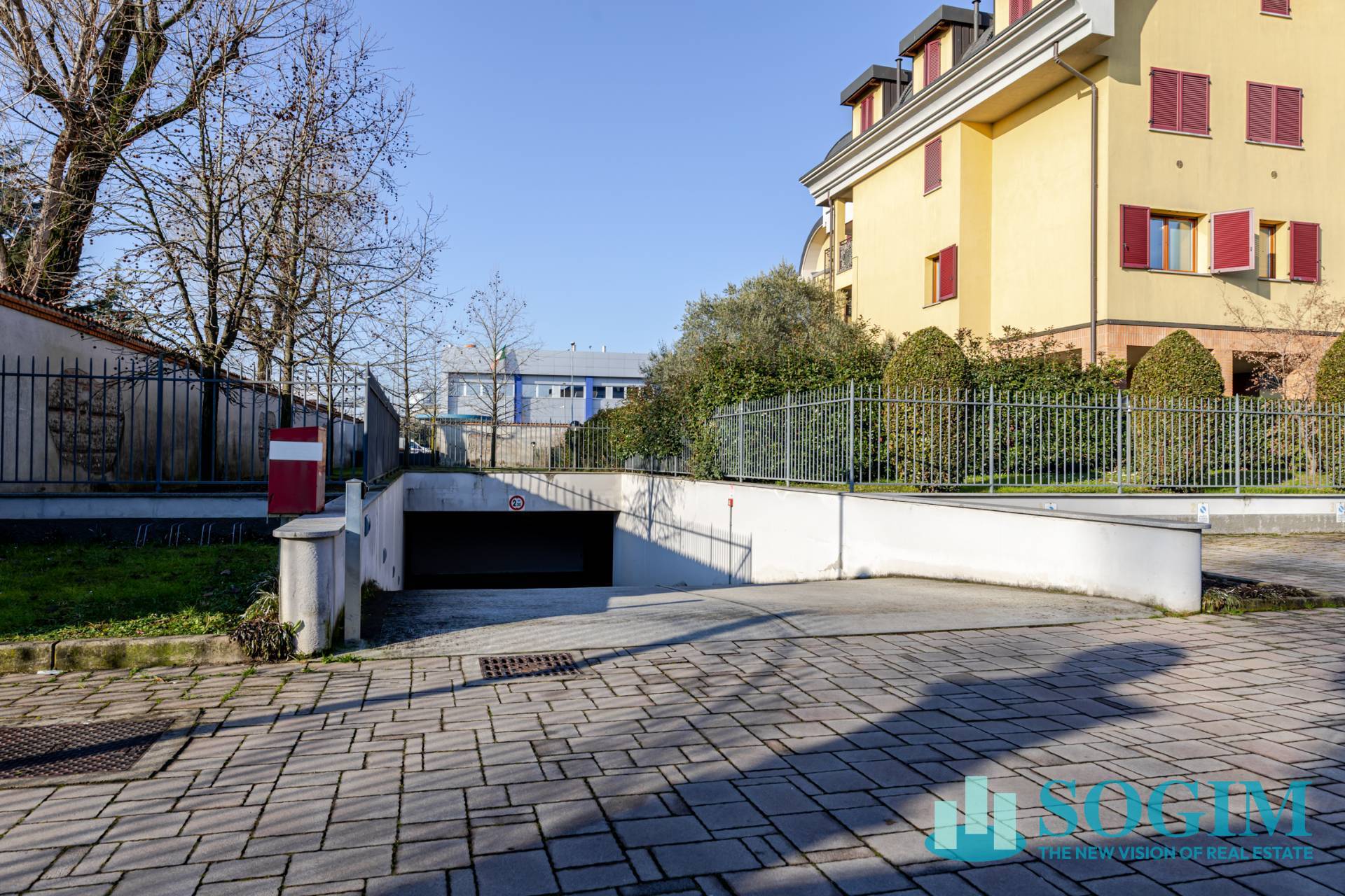 Box o garage in vendita a Brugherio