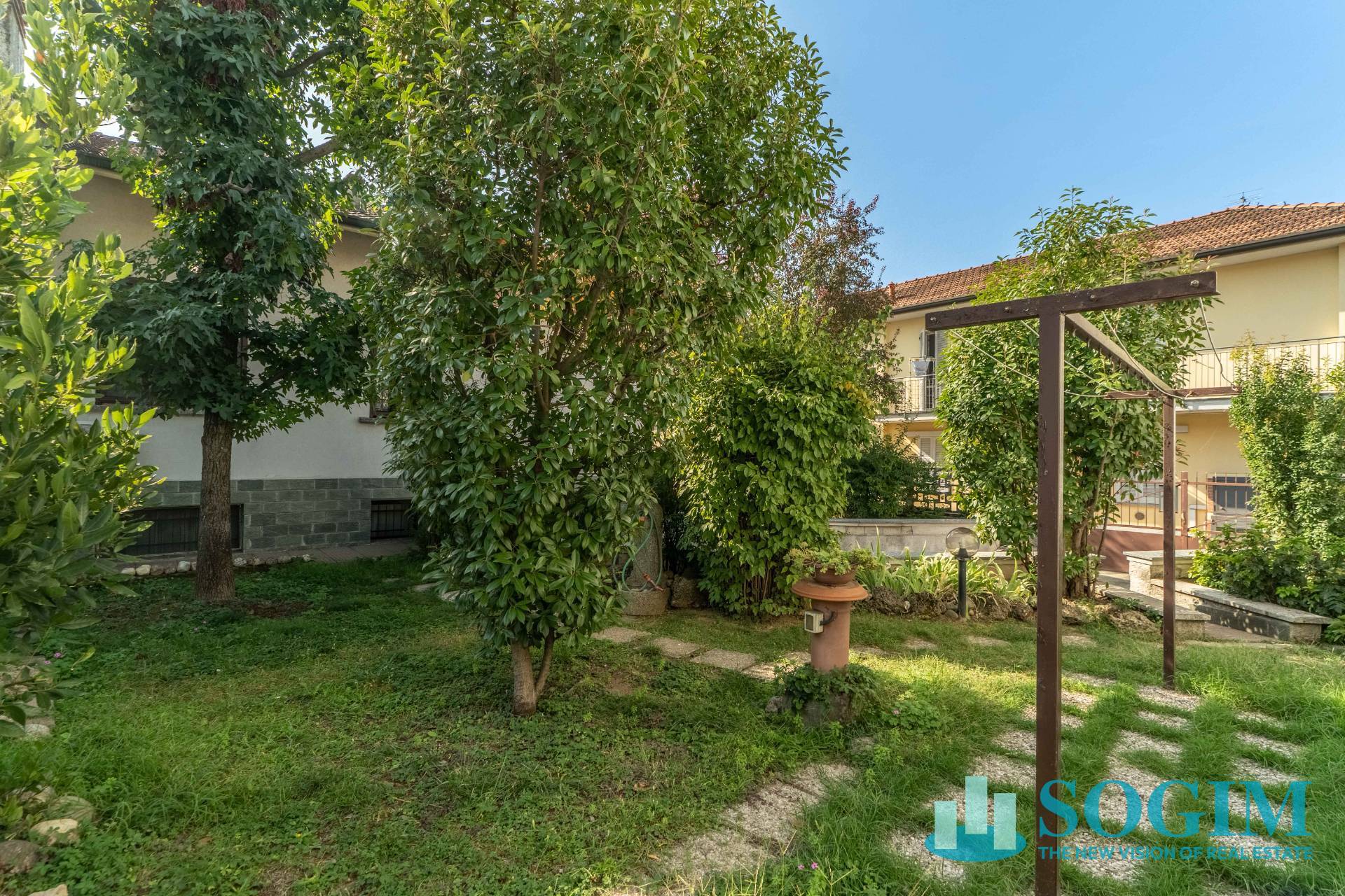 Villa in vendita a Cernusco sul Naviglio