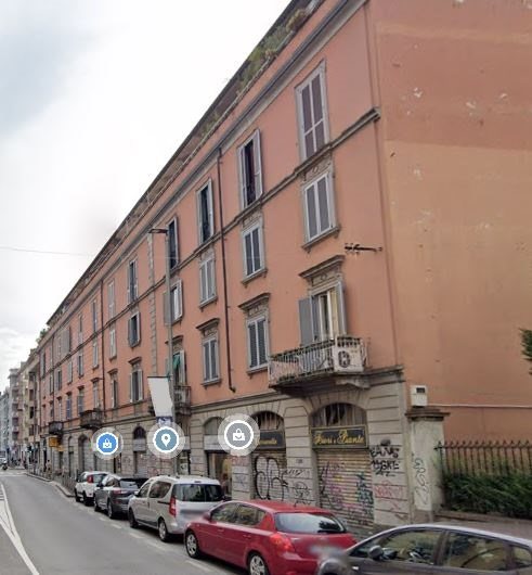 Locale commerciale in vendita a Milano