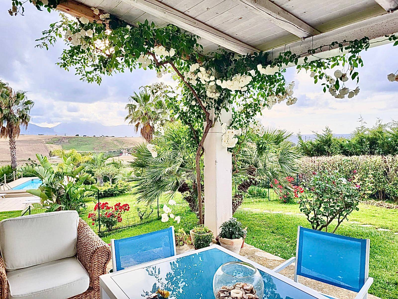 Villa in vendita a Balestrate, Contrada