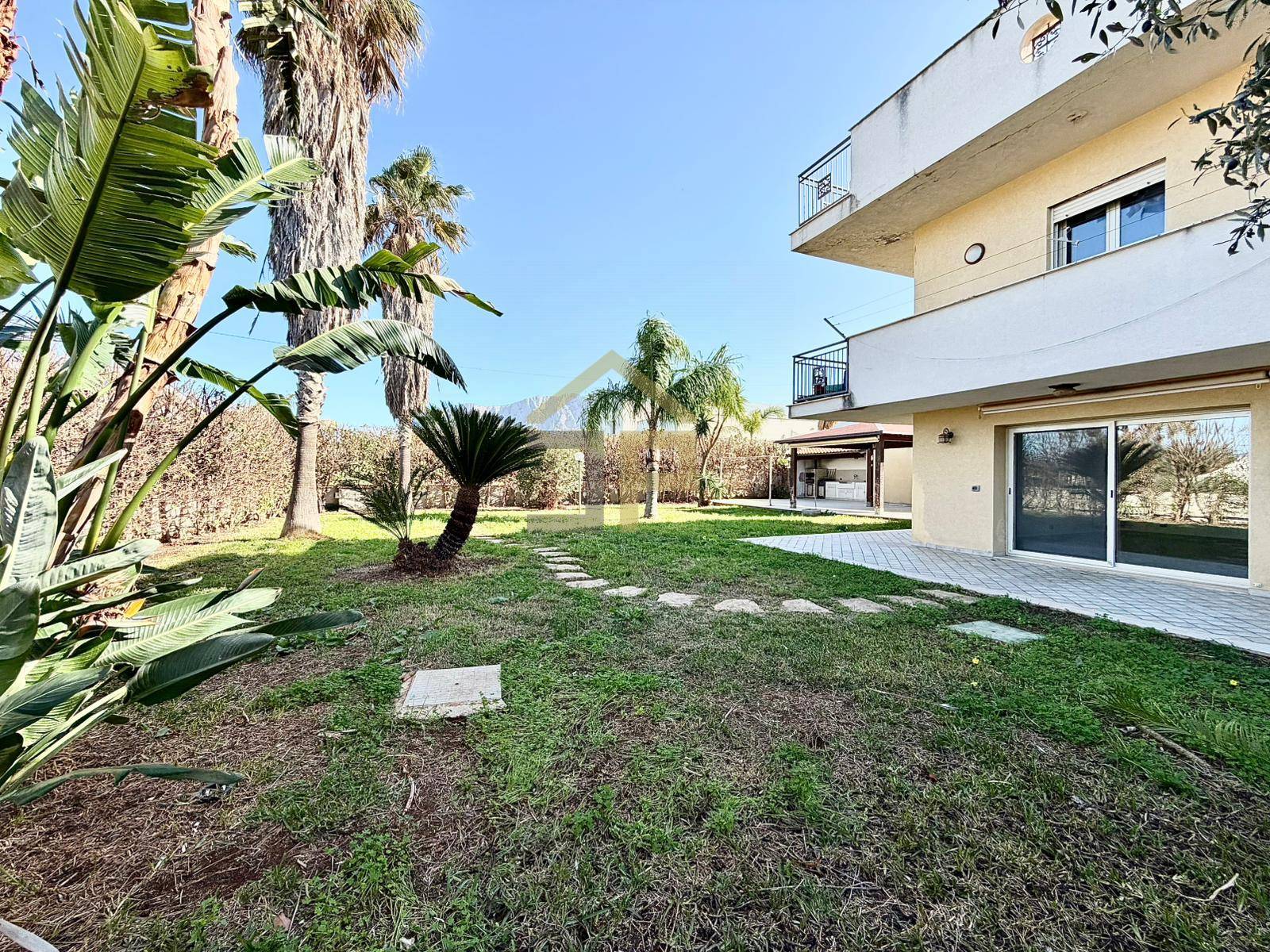 Villa in vendita a Terrasini