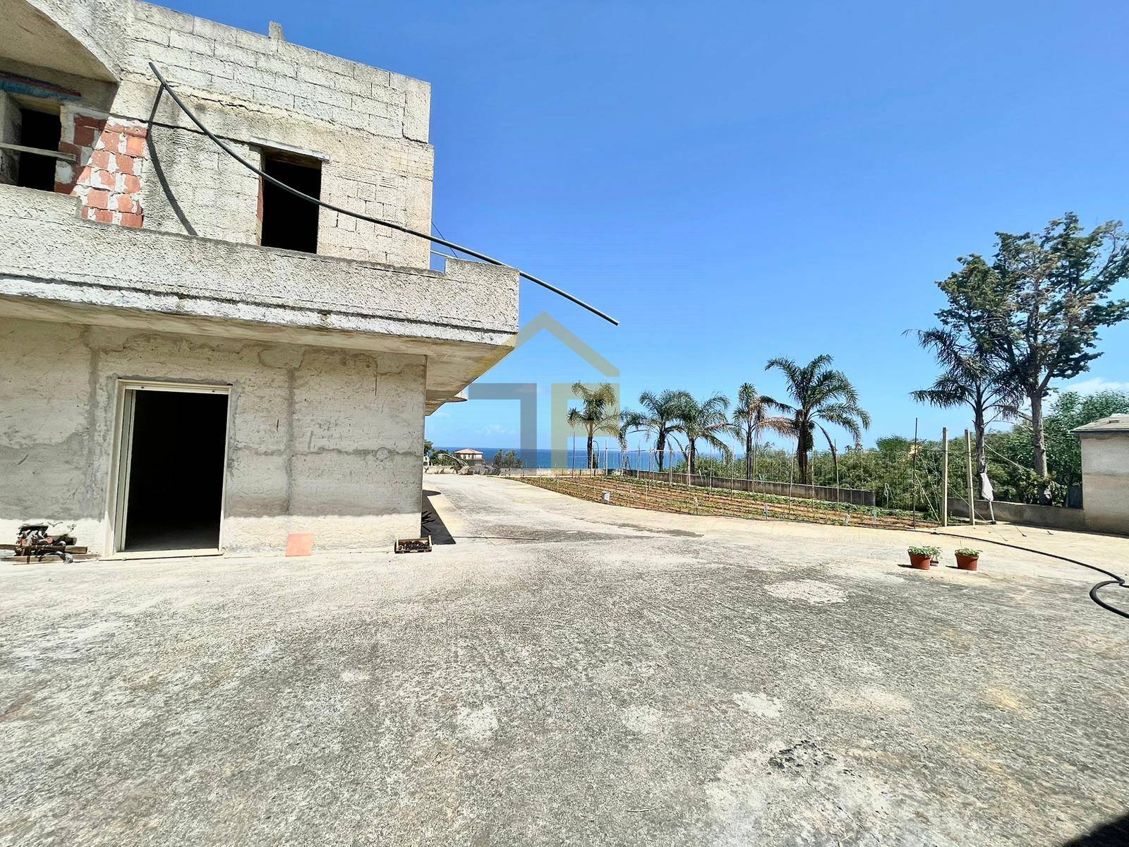 Villa Grezza in vendita a Balestrate