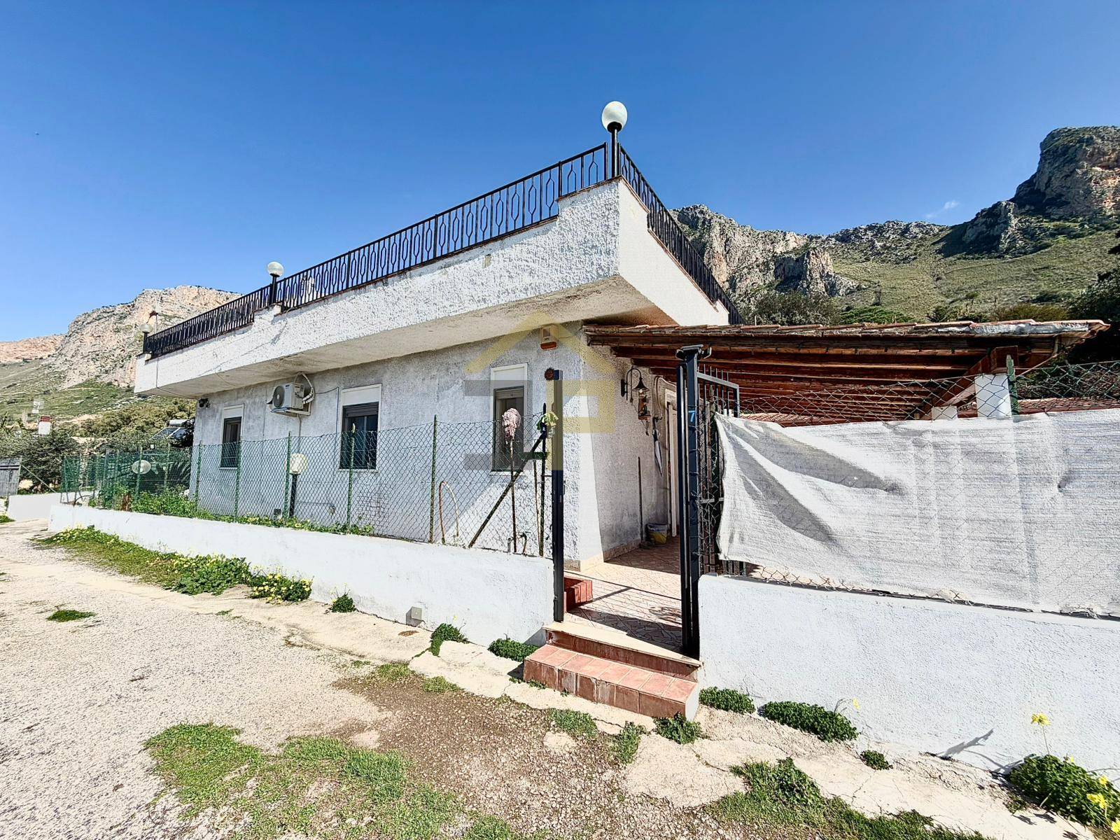 Villa in vendita a Terrasini