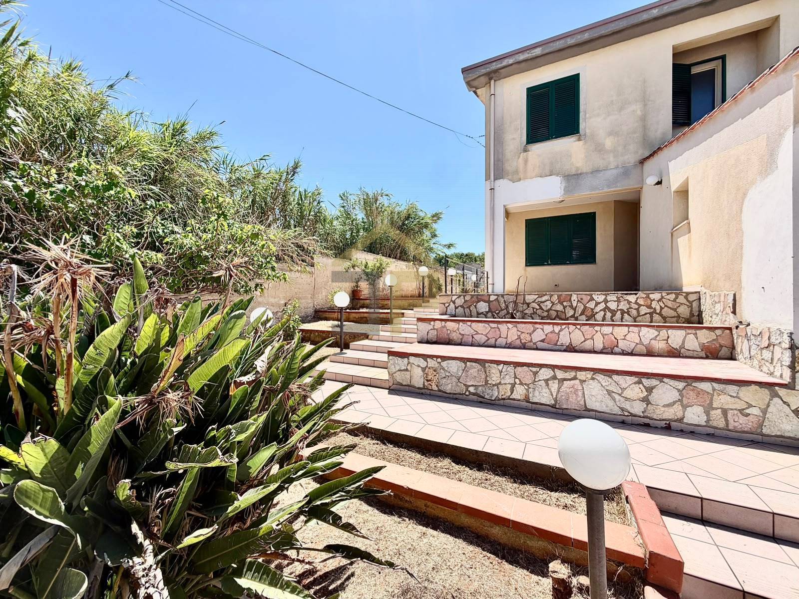 Porzione Di Villa Bifamiliare in vendita a Trappeto