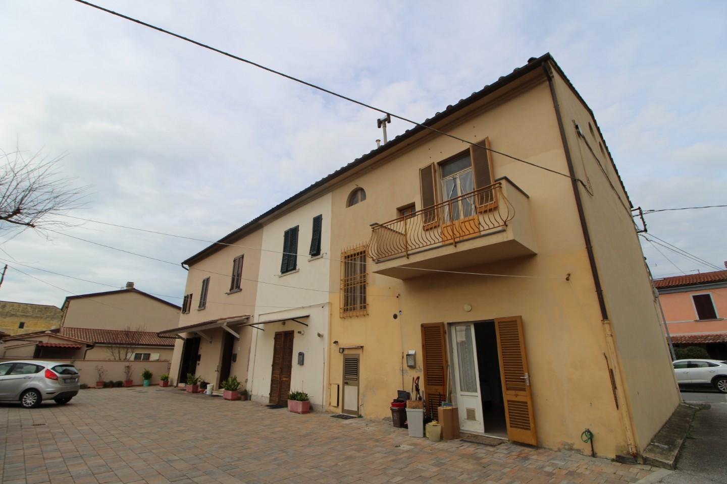 Quadrilocale da ristrutturare, Pisa putignano no