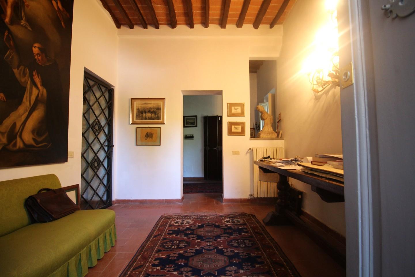 Rustico con giardino a Pisa