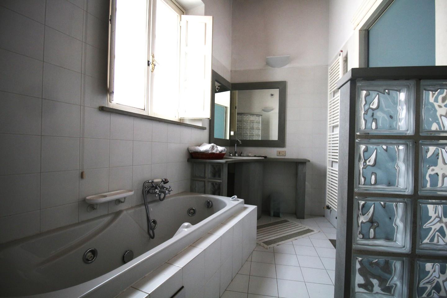 Rustico con giardino a Pisa