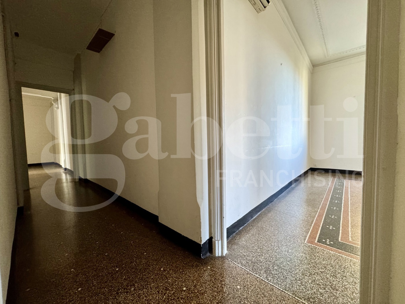 Appartamento da ristrutturare a Genova