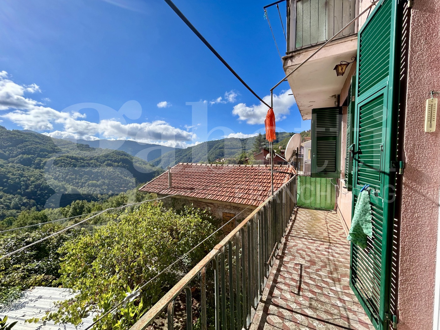 Quadrilocale con giardino a Davagna