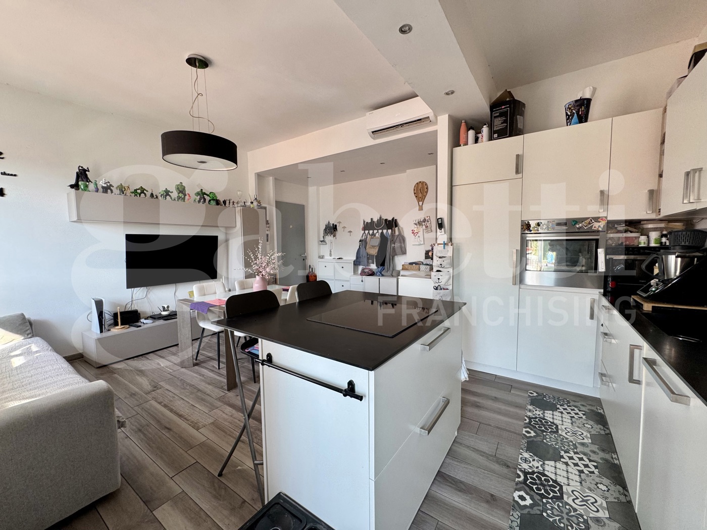 Quadrilocale ristrutturato a Chiavari