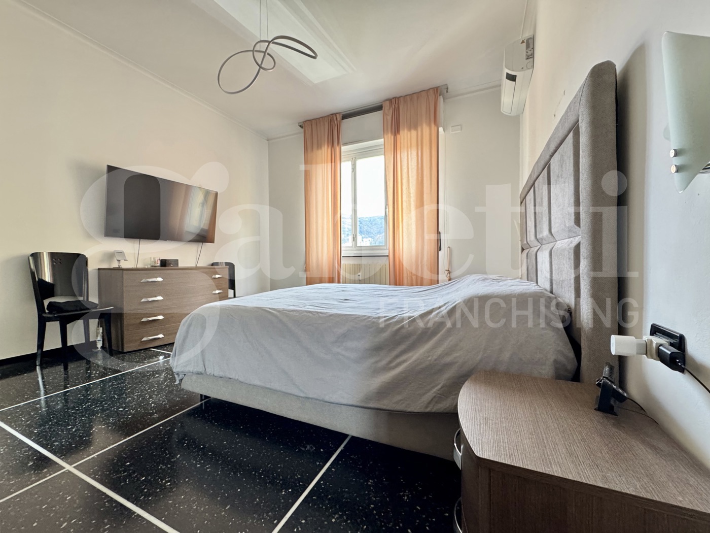 Bilocale in vendita a Genova