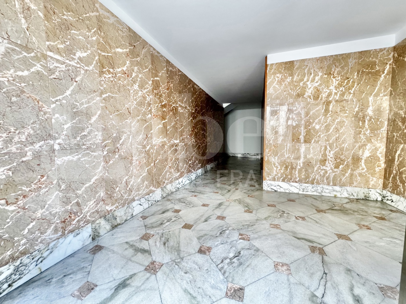 Trilocale con box a Cogorno