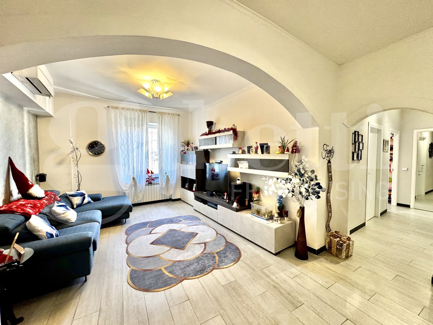 Quadrilocale ristrutturato a Genova