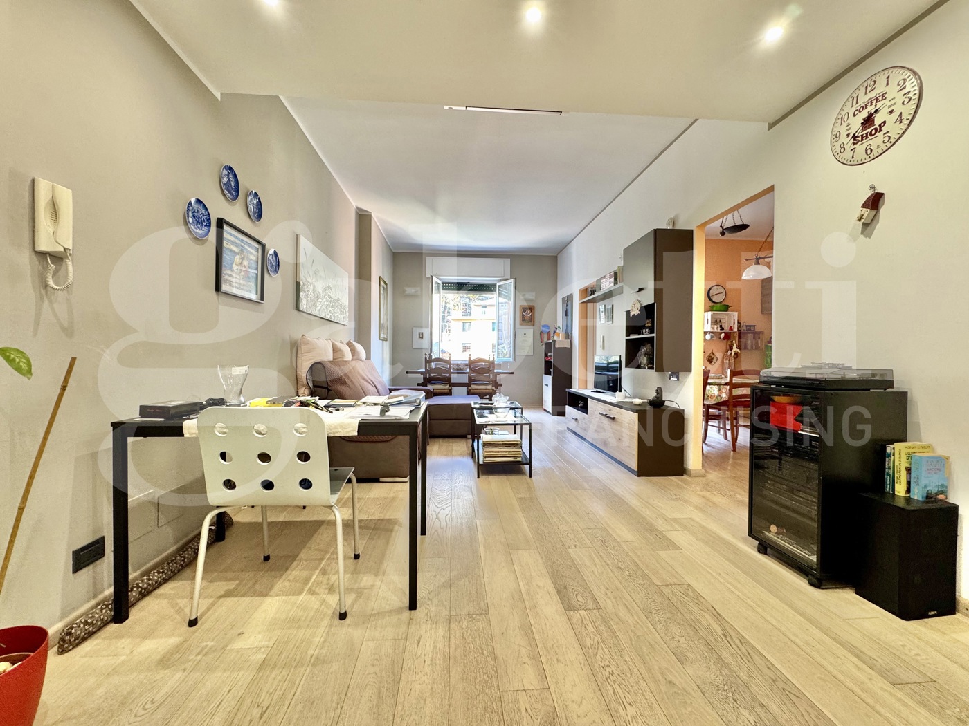 Trilocale con giardino a Genova