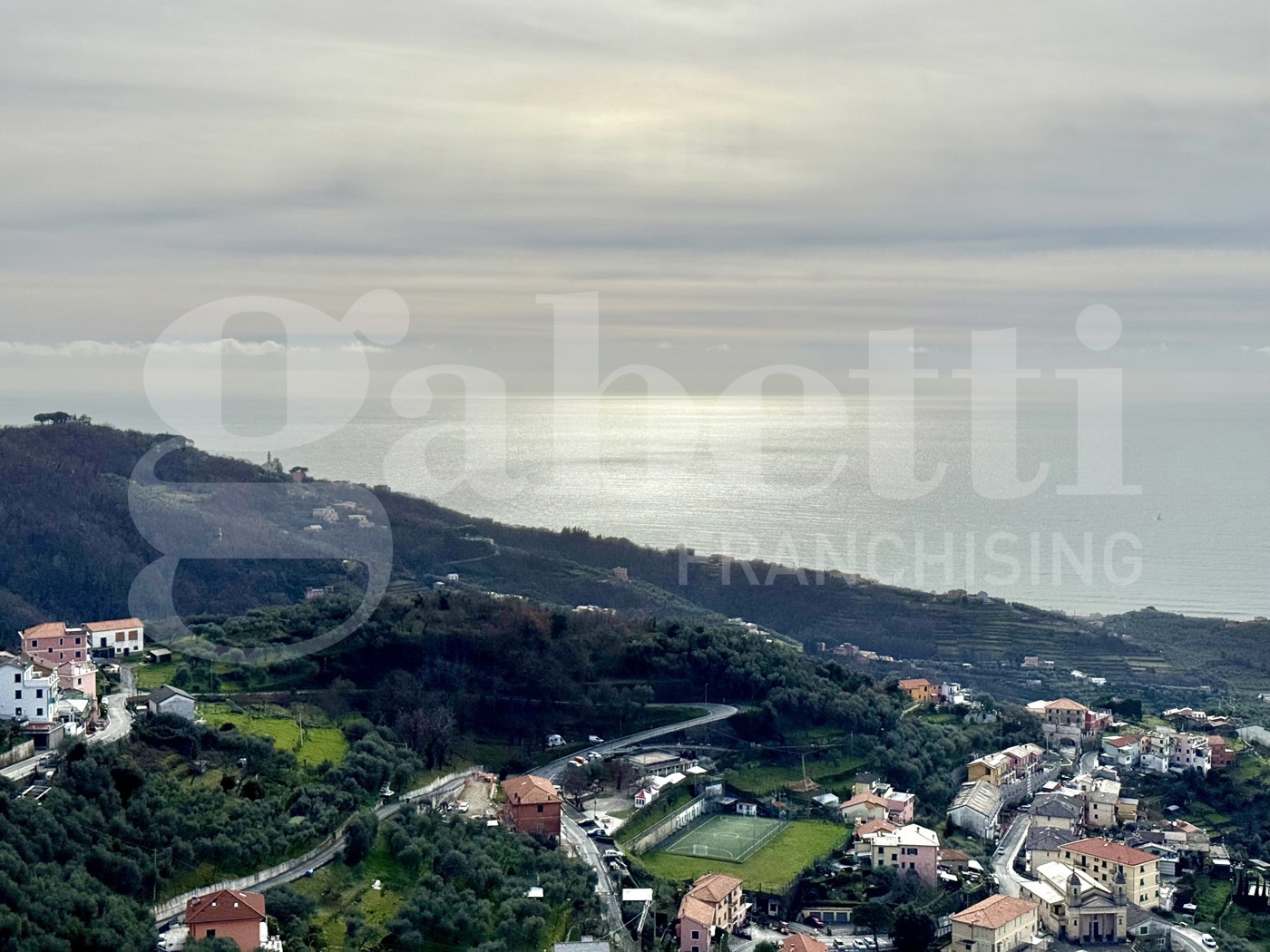 Casa indipendente con giardino a Cogorno