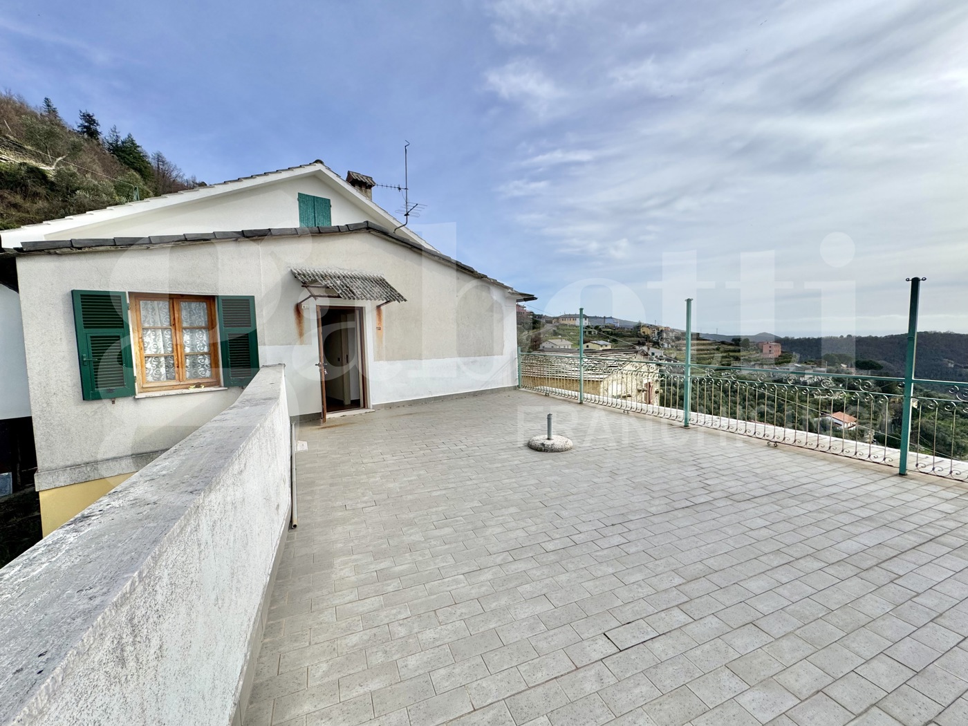 Casa indipendente con giardino a Cogorno