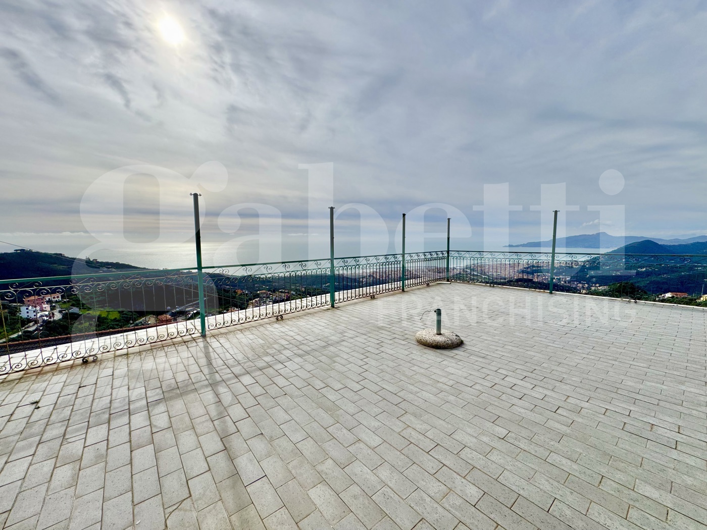 Casa indipendente con giardino a Cogorno