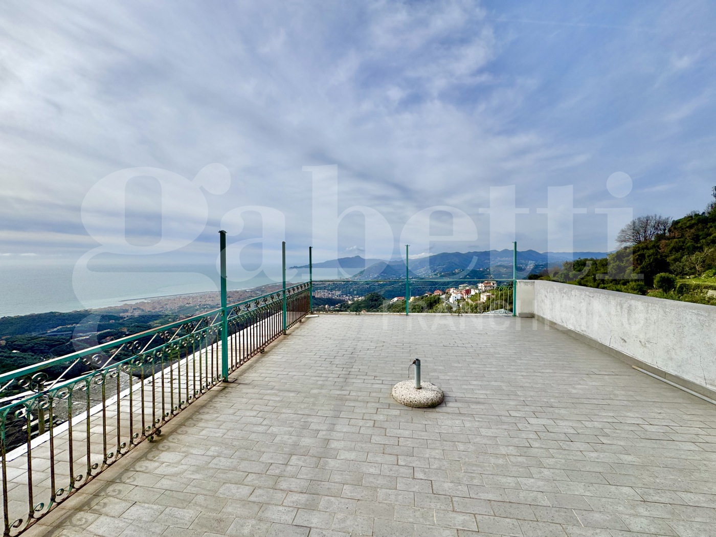 Casa indipendente con giardino a Cogorno