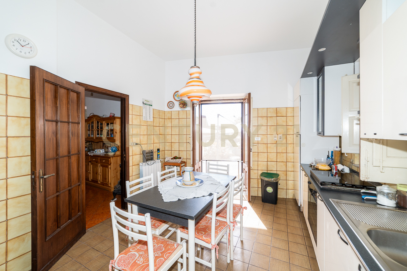 Villa con giardino in strada 9 praiola 14, Riposto