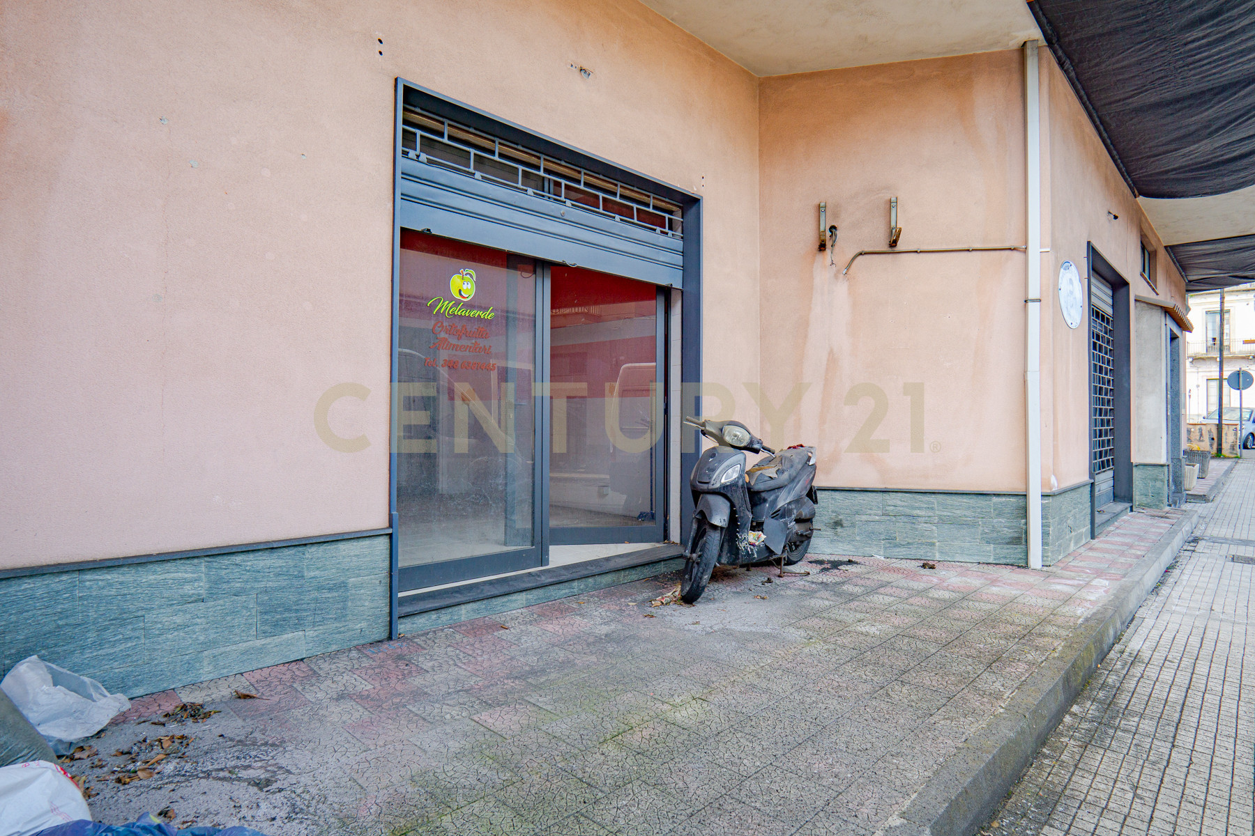 Locale commerciale in vendita in via provinciale 192, Santa Venerina
