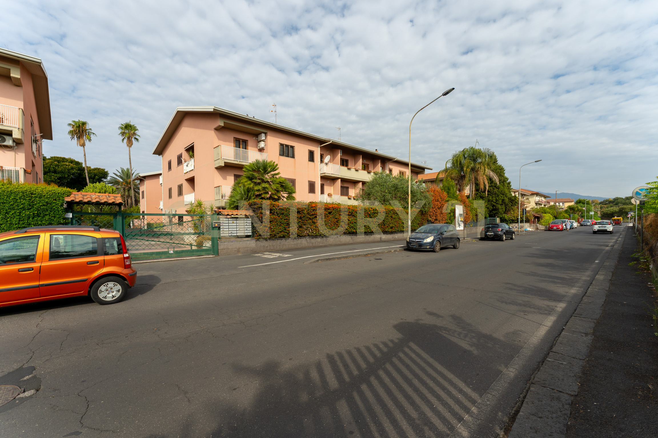 Quadrilocale con box doppio in via giovanni guglielmino 70, Tremestieri Etneo