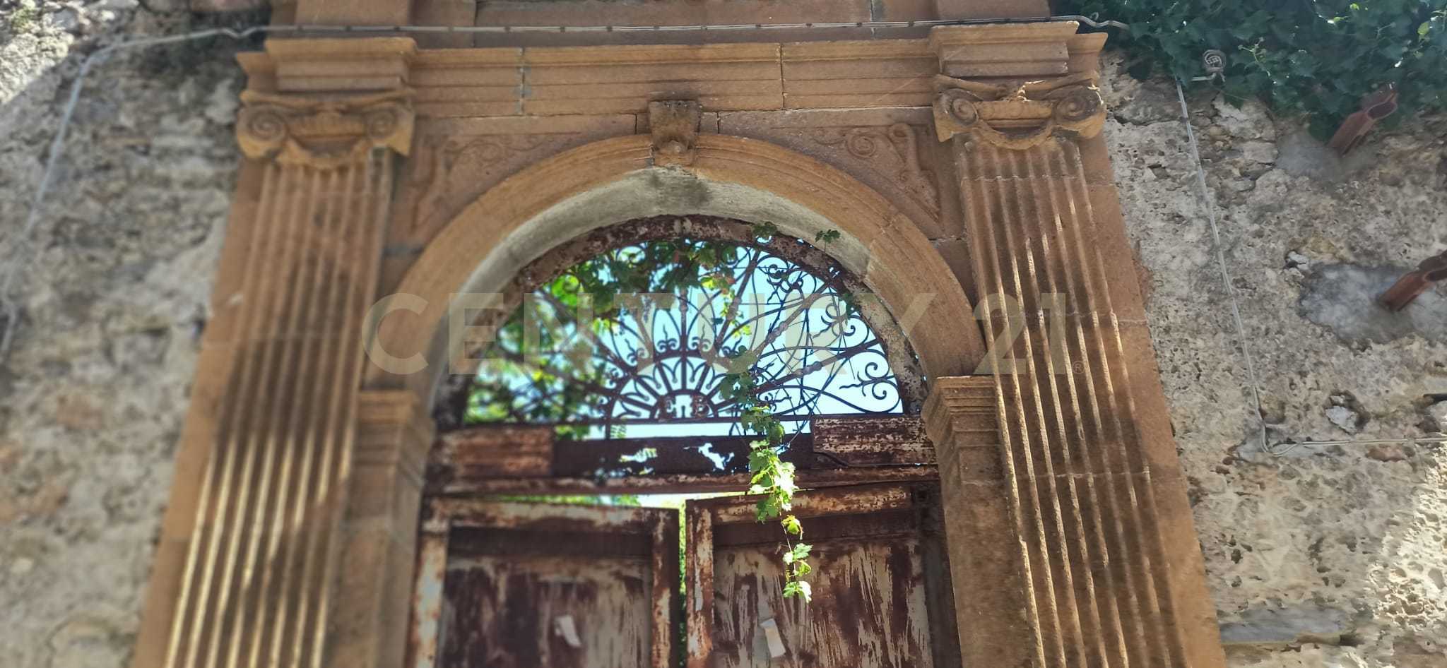 Casa indipendente con giardino in via roma 14, Aidone