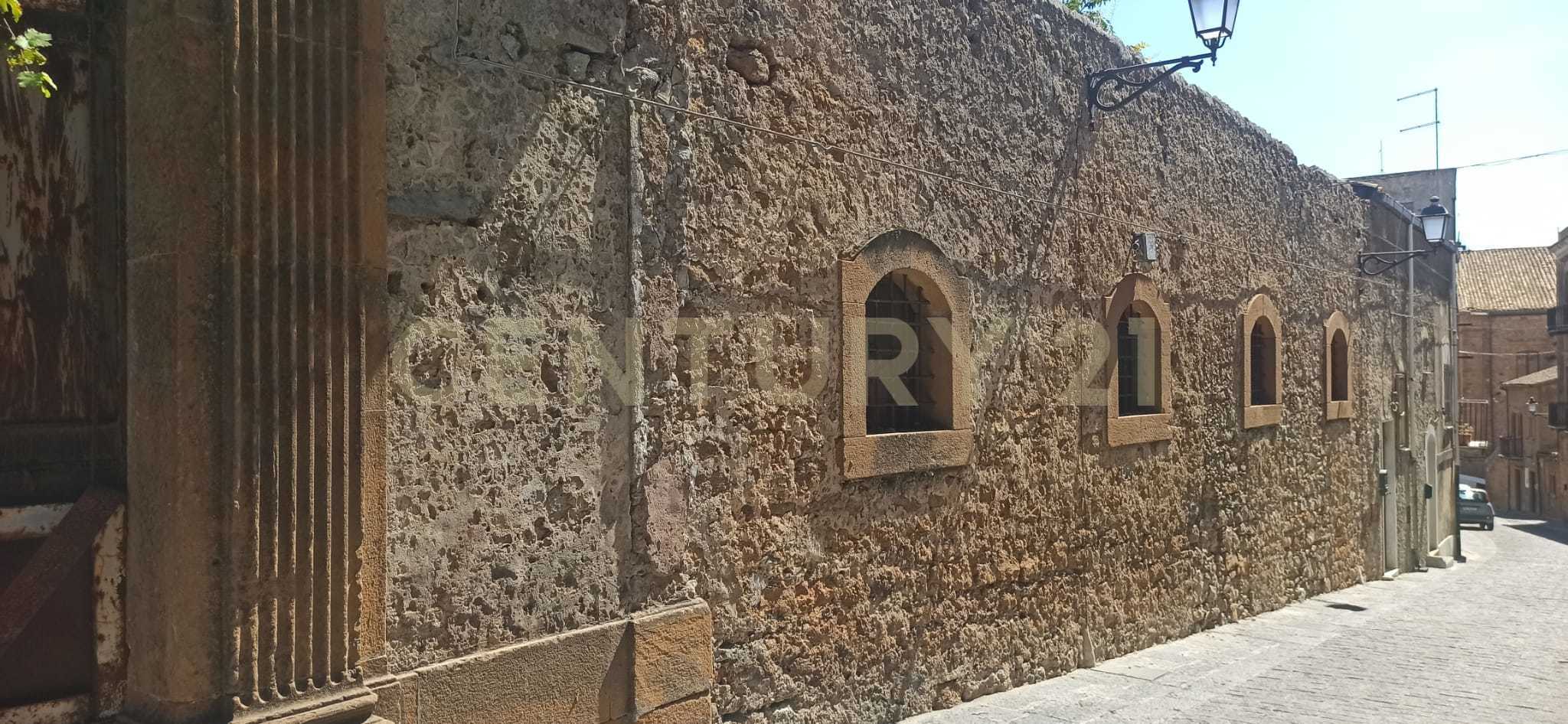 Casa indipendente con giardino in via roma 14, Aidone