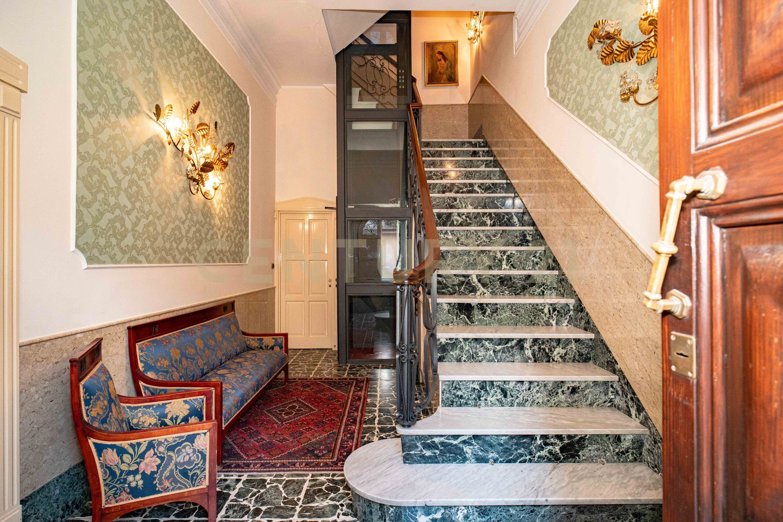 Casa indipendente con terrazzo in via giuseppe mazzini 88, Piazza Armerina